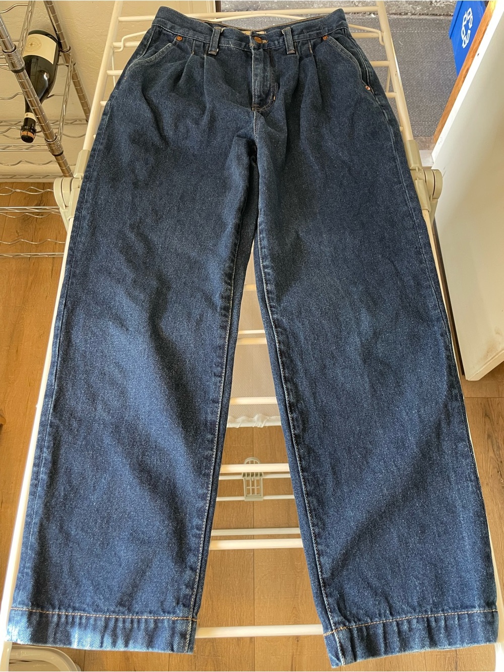 Madewell Baggy Straight Jeans — Pleated Edition | Woodham Wash, Size 28